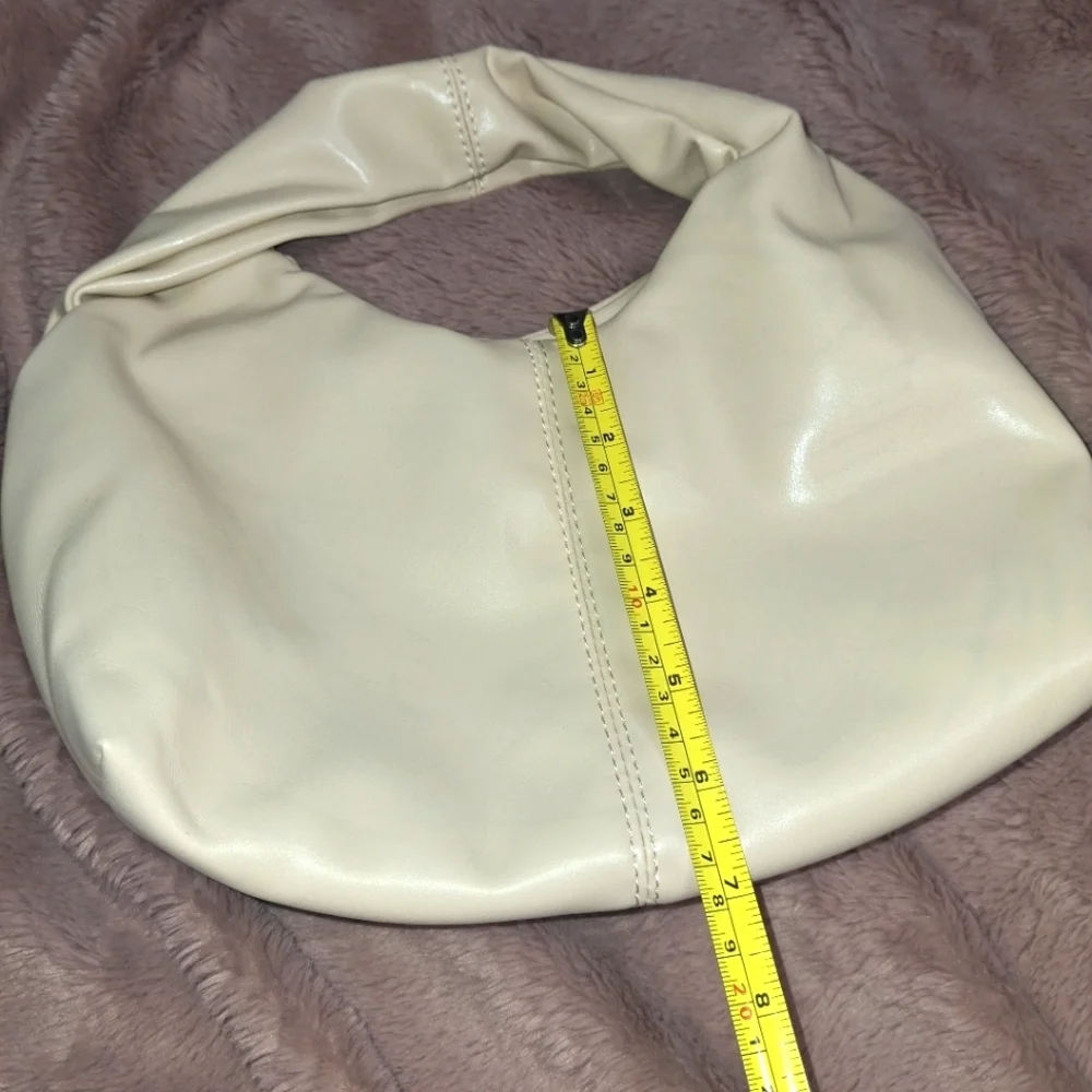 Elegant Cream Women's Bag